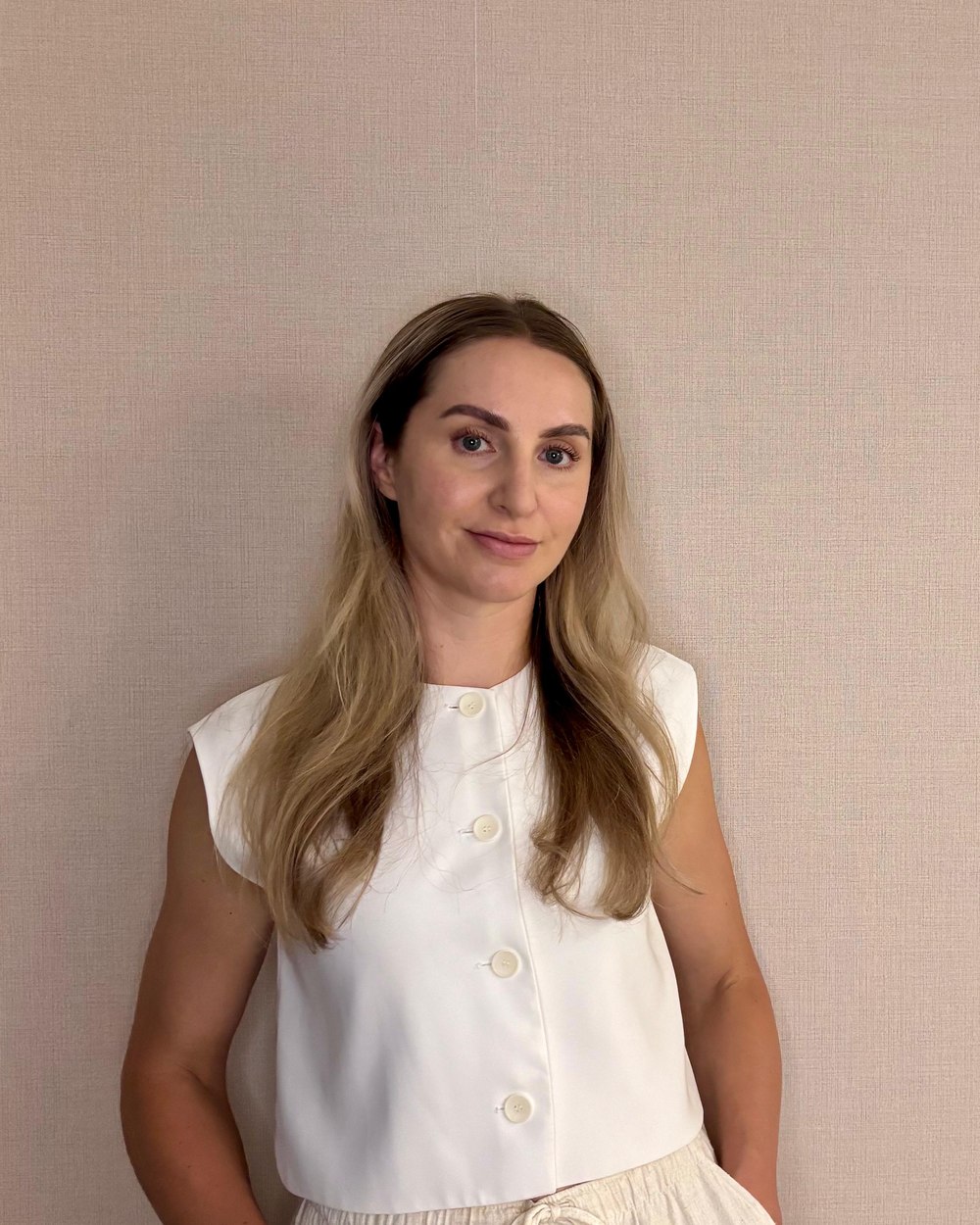 Marlijn — huidtherapeut en oprichter van NUM Skin Clinic
